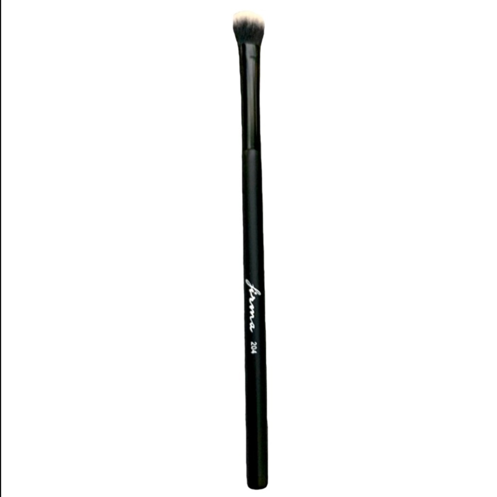 NEW! 204 Firma Beauty Wide Eyeshadow Blender Brush
